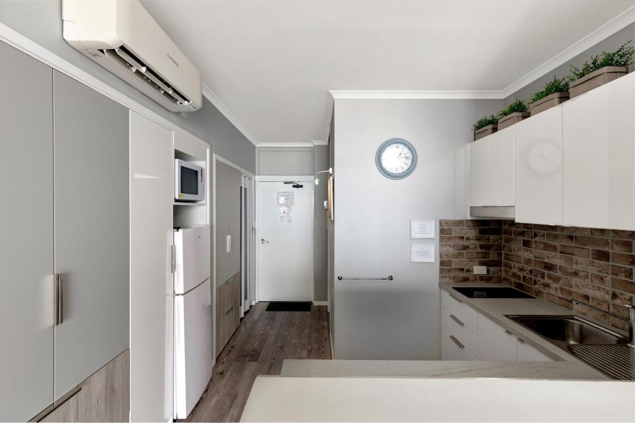 Ocean View 16A Studio Pool & Spa Wi-Fi Еърли Бийч Екстериор снимка